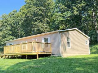 17557 McKee Hill Rd, Frazeysburg, OH 43822
