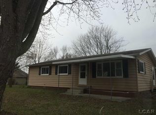 1826 W Valley Rd, Adrian, MI 49221
