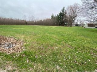 154 W Fairground Rd, Scottsburg, IN 47170