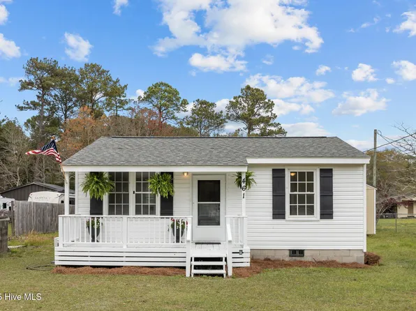 461 Old Folkstone Road, Holly Ridge, NC 28445