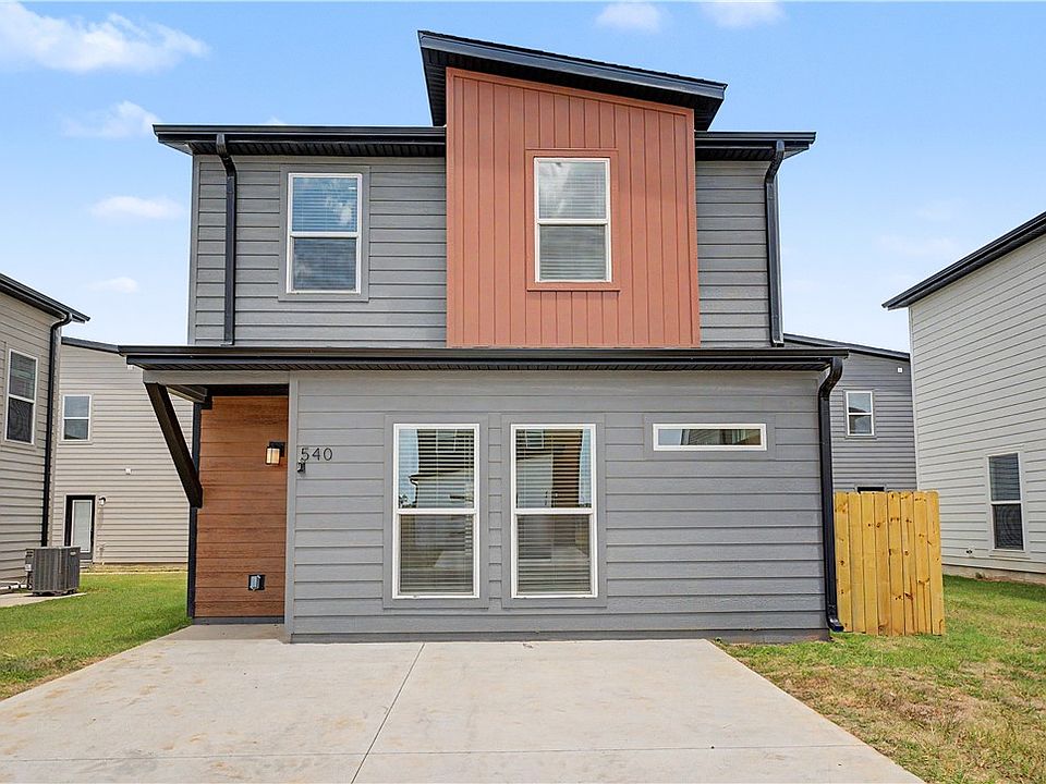 1st image of 540 Solar St