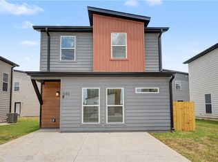 540 Solar St, Centerton, AR 72713