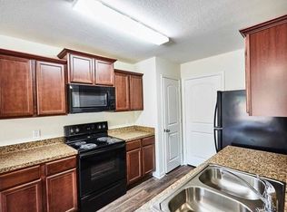 8003 Distant Hbr, Baytown, TX 77523