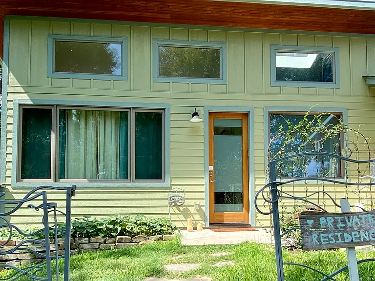 3203 Loyola Ln — Photo 44