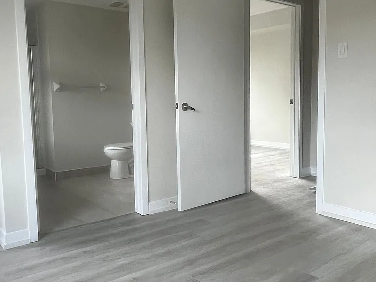 70 Orchid Place Dr #2 — Photo 15
