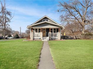 1807 SW Walnut St, Blue Springs, MO 64015