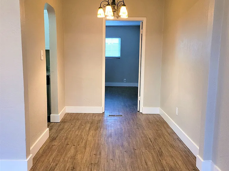 757 E Simpson Ave #7 — Photo 9