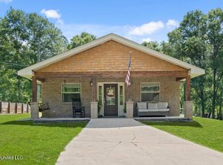 284 Osborn Moody Rd, Poplarville, MS 39470