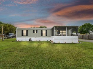 6419 Woodsman Dr, Zephyrhills, FL 33544