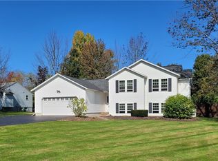 154 Dry Bridge Rd, Central Square, NY 13036