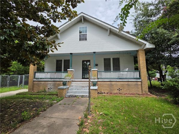105 Forrest Ave