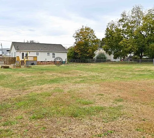1082 Hampton Rd — Photo 36