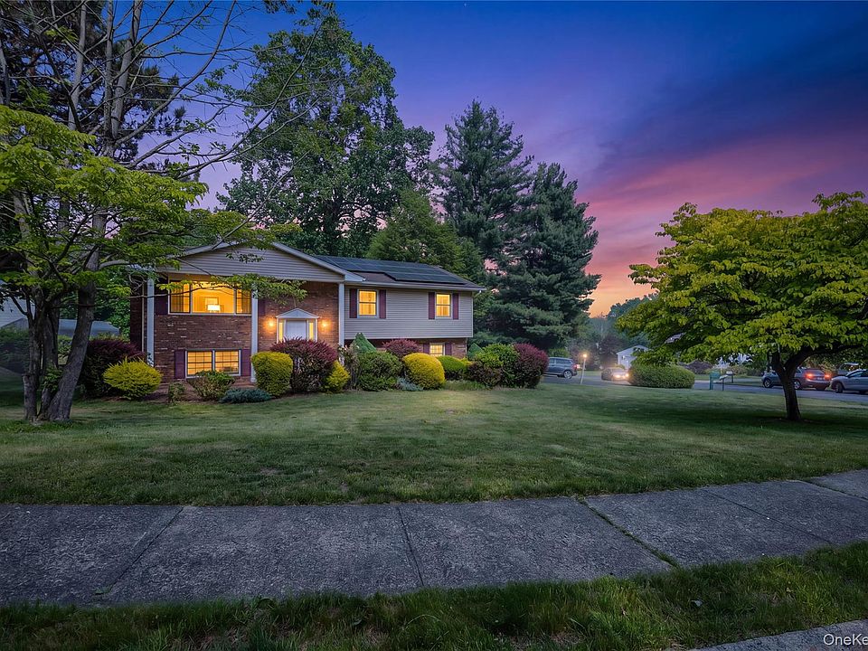 1st image of 29 Sunny Ridge Road