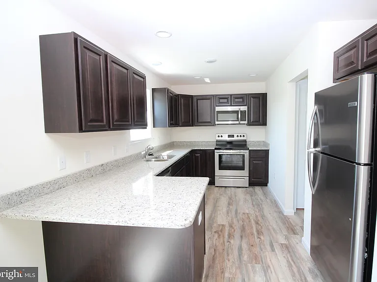 82 Filbert Dr — Photo 22