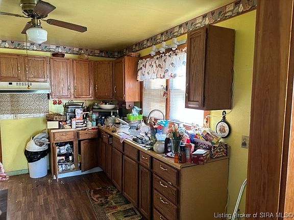 4th image of 605 Berkey Street