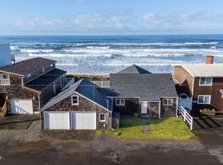 633 N Pacific St, Rockaway Beach, OR 97136