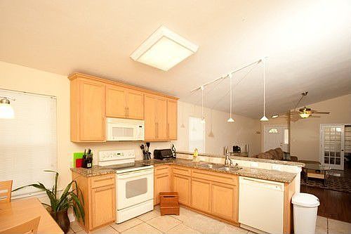 3rd image of 3432 Barnstaple Dr