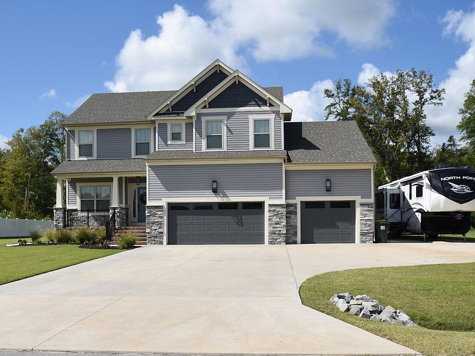 1st image of 107 Chapman Lane