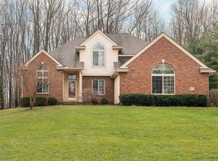 167 Lexington Woods Dr, Granville, OH