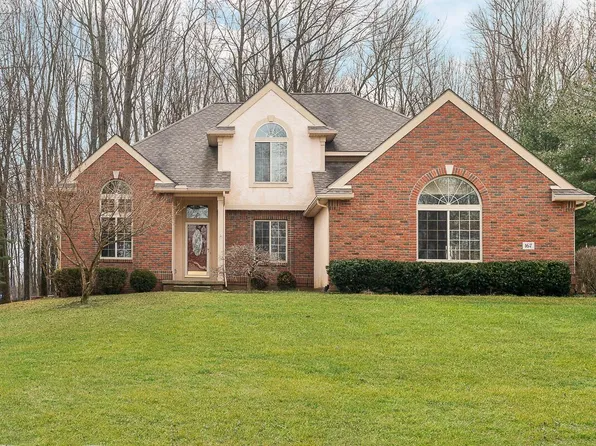 167 Lexington Woods Dr, Granville, OH 43023