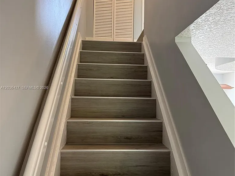 77 Simonton Cir #77 — Photo 10