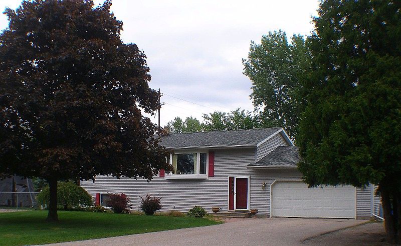 2161903
