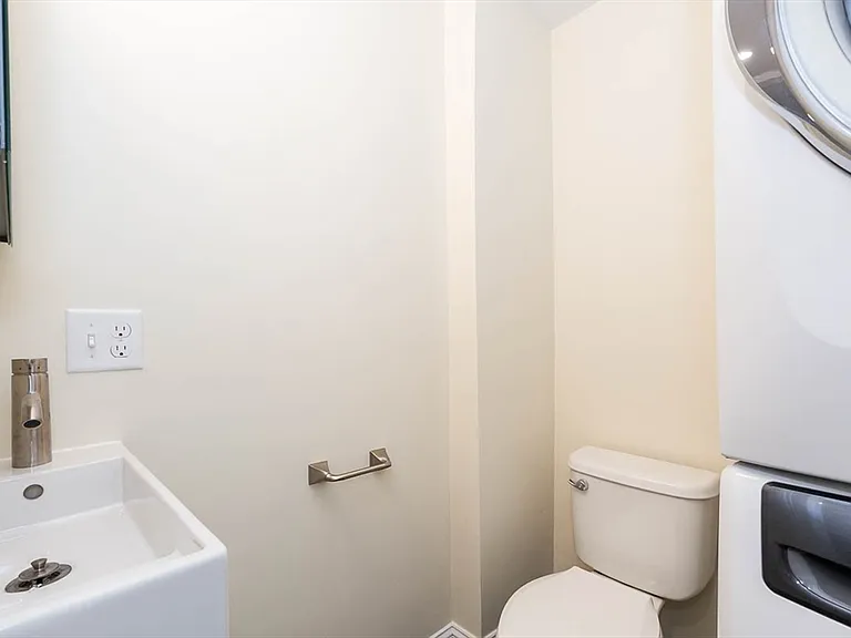 57-59 Catherine St #1 — Photo 20