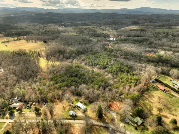 Douthit Rd, Mineral Bluff, GA 30559