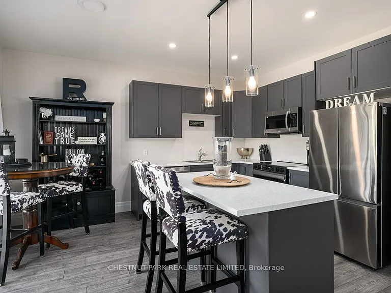 87 Buchanan Ave — Photo 11