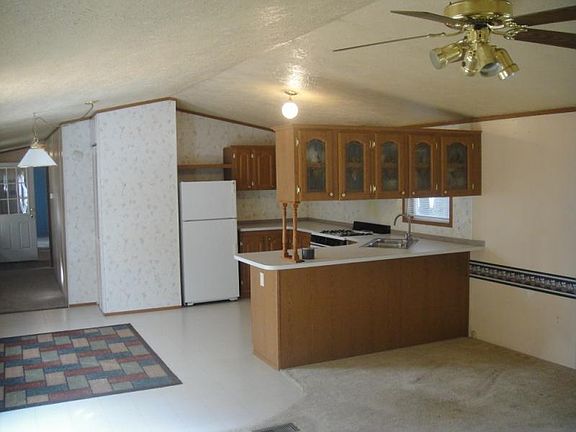 4th image of 7263 Jeanette St