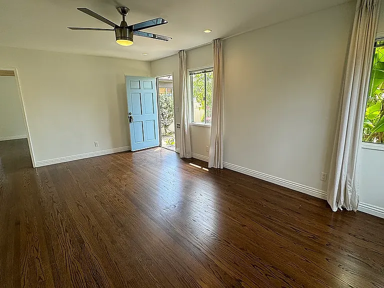 650 Park Ave #650 — Photo 13