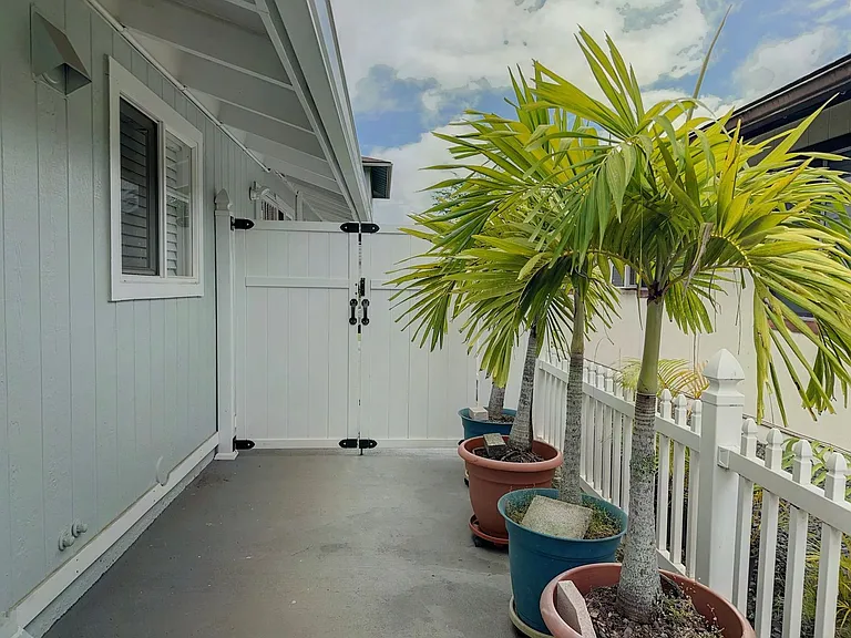 95-631 Lawena St — Photo 22