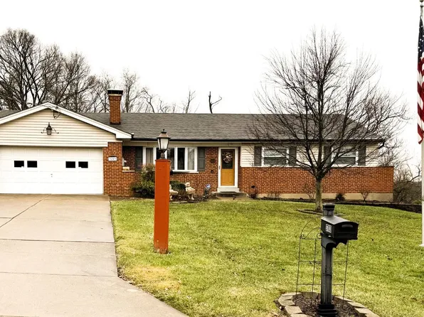 3703 Moorhill Dr, Cincinnati, OH 45241