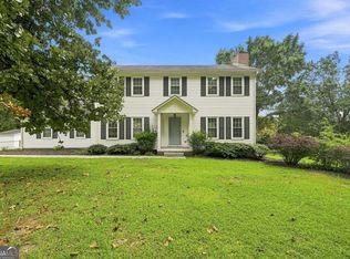 16 Wood Forest Dr SW, Cartersville, GA 30120