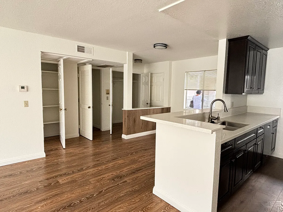 5810 W Olympic Blvd Apt 202, Los Angeles, CA 90036 HotPads