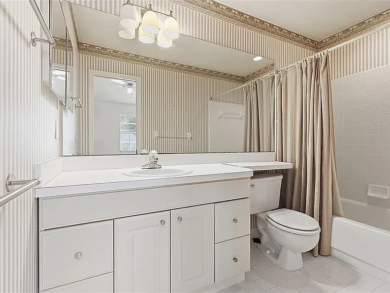 5254 SW 97th Dr — Photo 4
