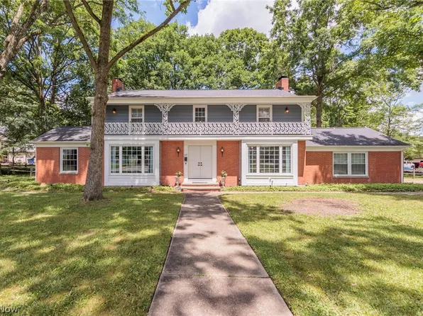 737 Murray Ave, Ravenna, OH 44266