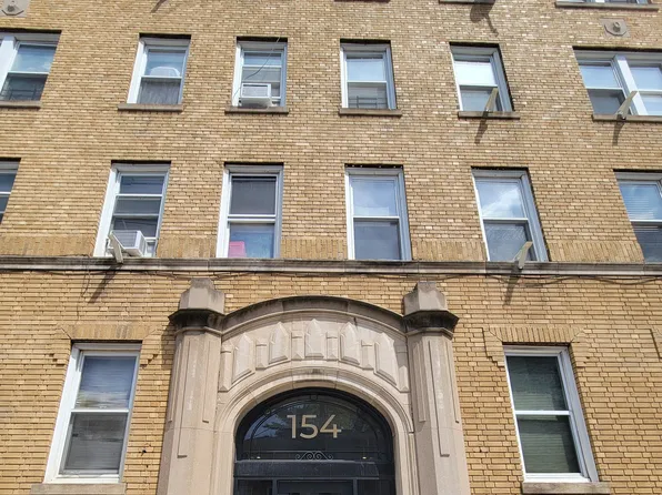 154 Kensington Ave #106, Jersey City, NJ 07304