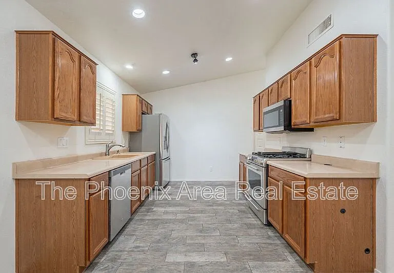 1125 W Macaw Dr — Photo 13