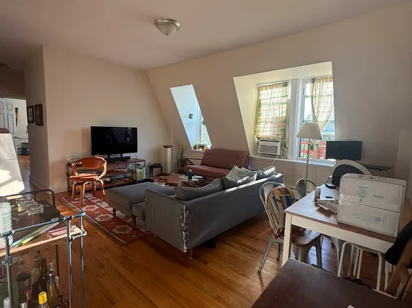 363 Grand Avenue image 1 of 8