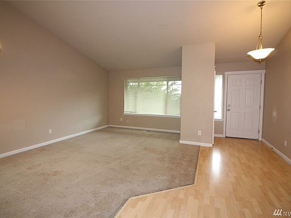 3rd image of 17016 140th Ave E