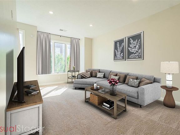 4th image of 1428 E 15th St #D