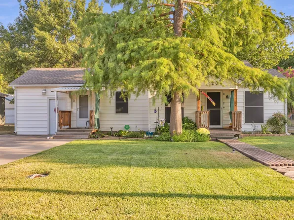 204 W 7th St, Irving, TX 75060