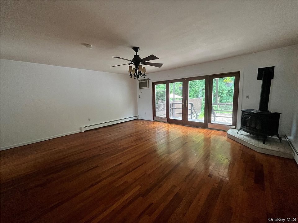 1st image of 156 Coolidge St