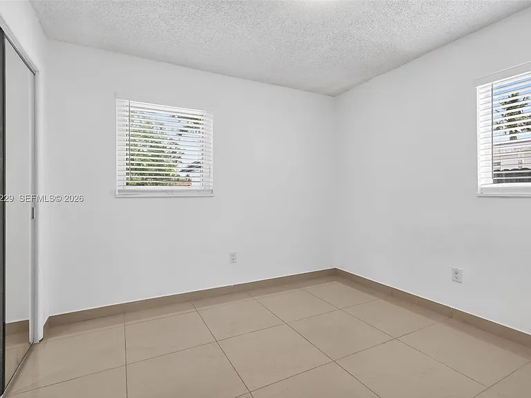 17001 NW 53rd Ct — Photo 22