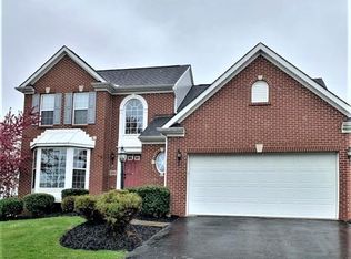 573 Rosewood St, Rostraver Township, PA 15012