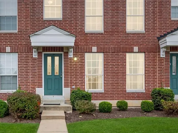 7717 Boardwalk Tower Cir, O'Fallon, MO 63368