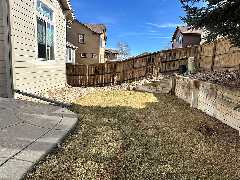 10592 Pearlwood Cir — Photo 31