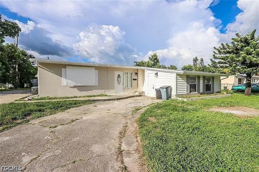 1 bed, 1.0 bath, 742 sqft, $1,350 — Photo 3