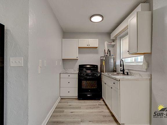 5th image of 222 N Oleander Ave APT 3